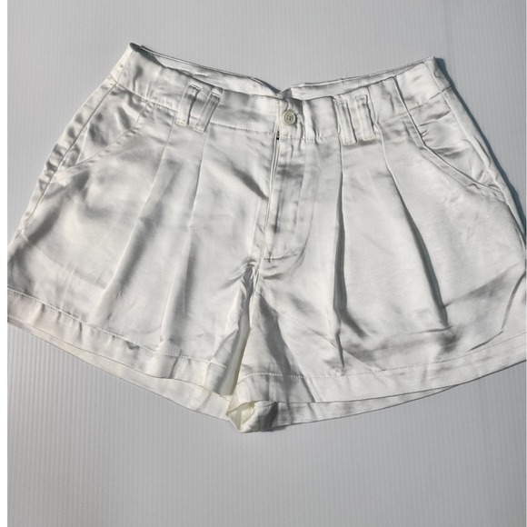 Vintage Havana White Heavy Satin Shorts - Picture 3 of 7